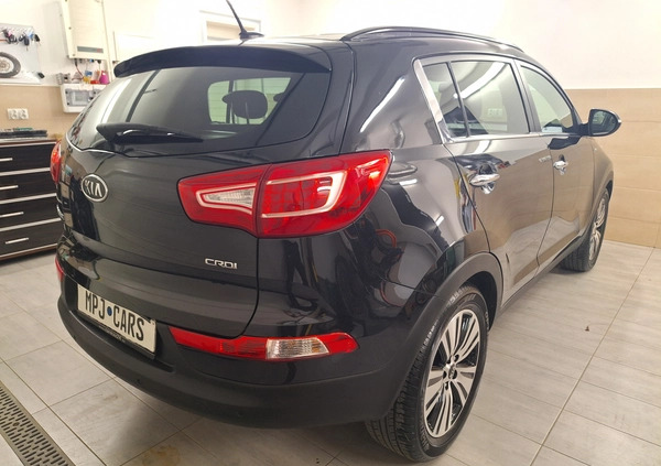 Kia Sportage cena 48900 przebieg: 178000, rok produkcji 2012 z Małomice małe 742